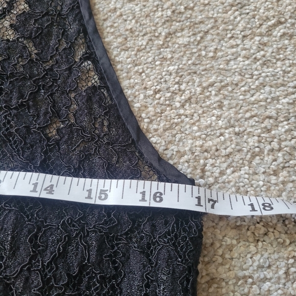 Wilfred Black Lace Racerback Tank Top sz M - Like New - Picture 6 of 7